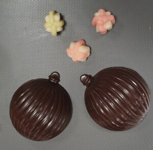 Boule de Noel atelier chocolat enfants